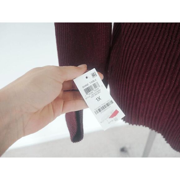 ALFANI Plus Size Ribbed Shine V-Neck Top 1X - Picture 6 of 6